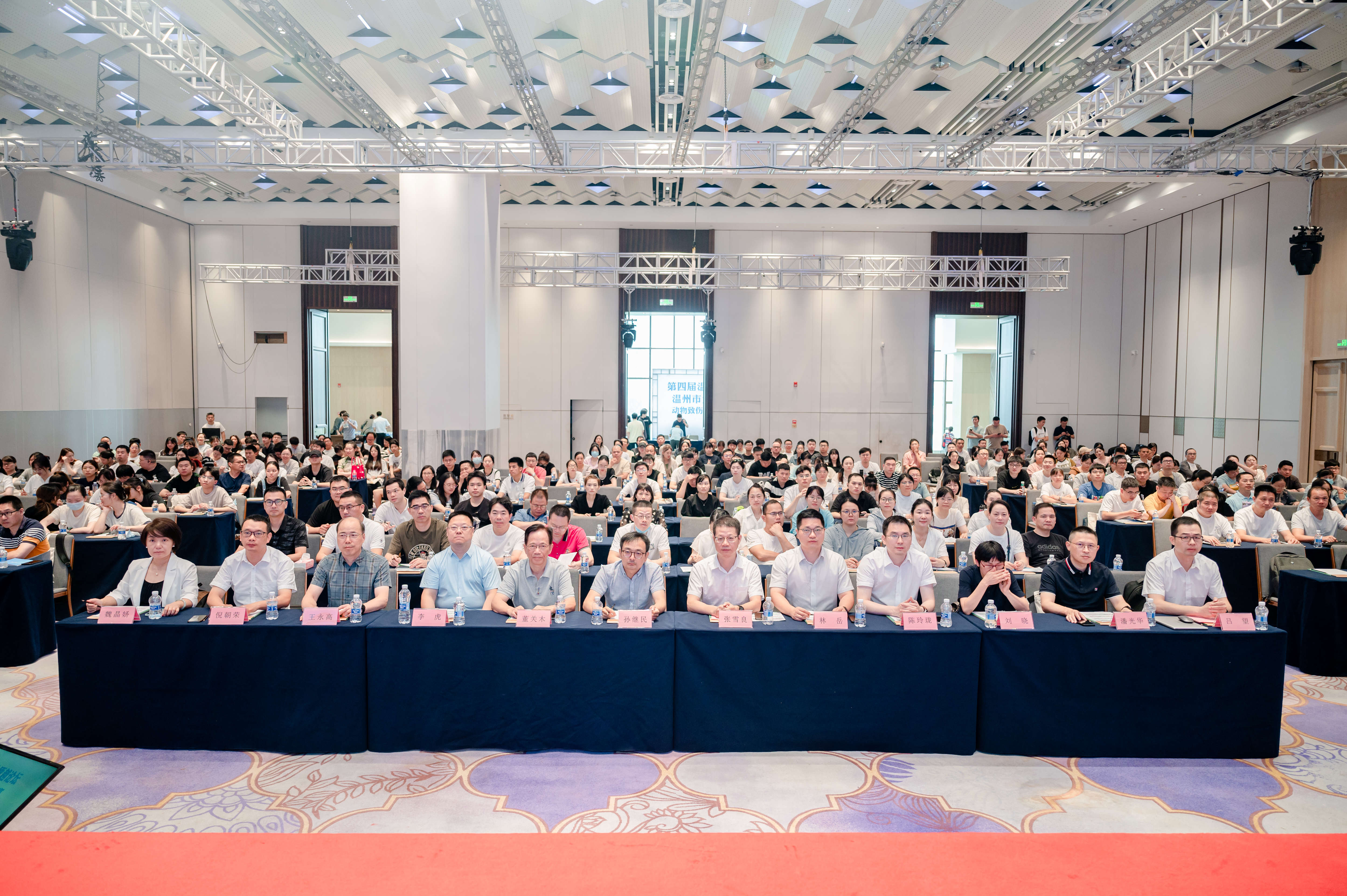 全場(chǎng)合照3.jpg 全場(chǎng)合照3.jpg