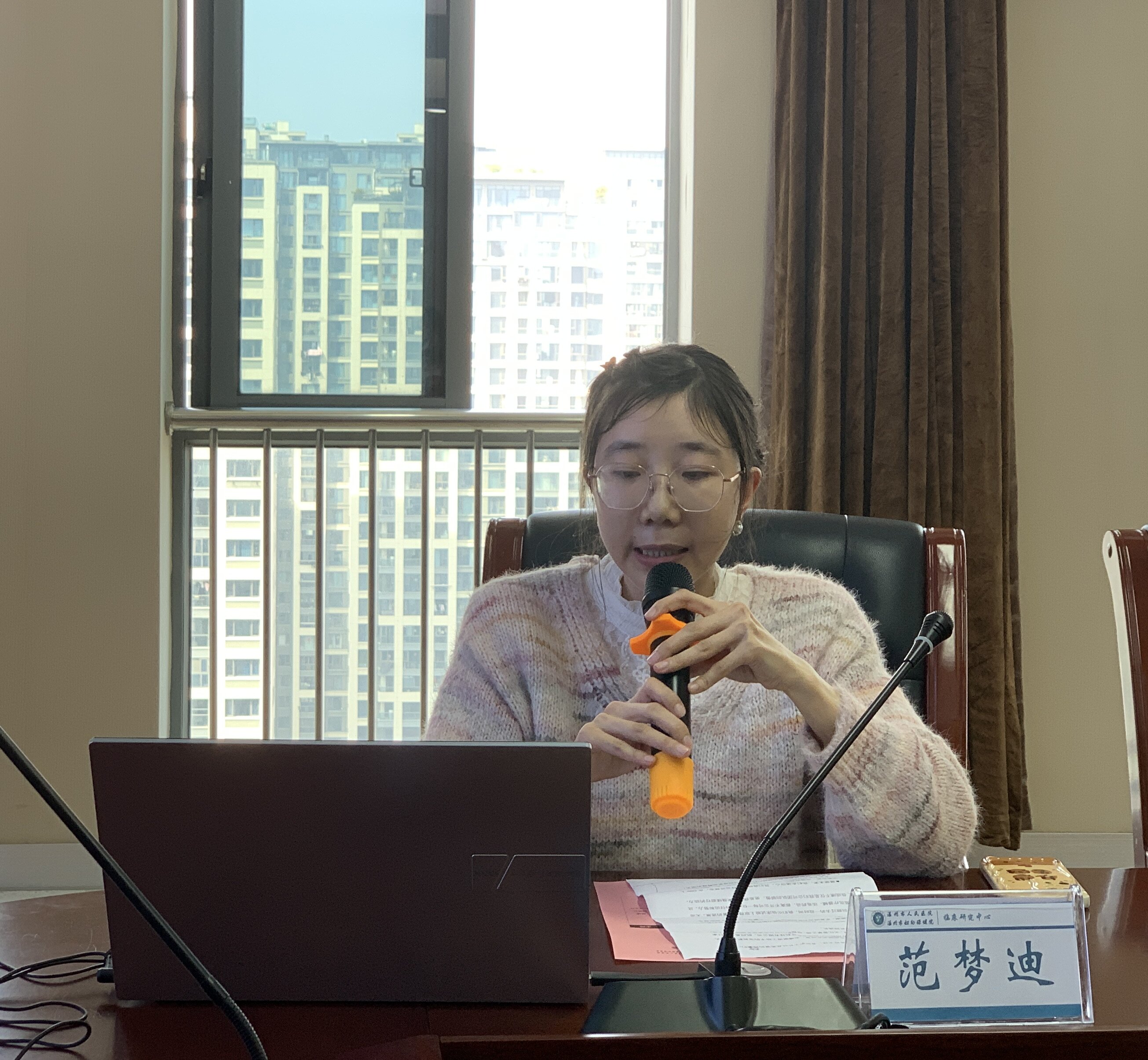 開(kāi)源隨喜總經(jīng)理講話.jpg 開(kāi)源隨喜總經(jīng)理講話.jpg