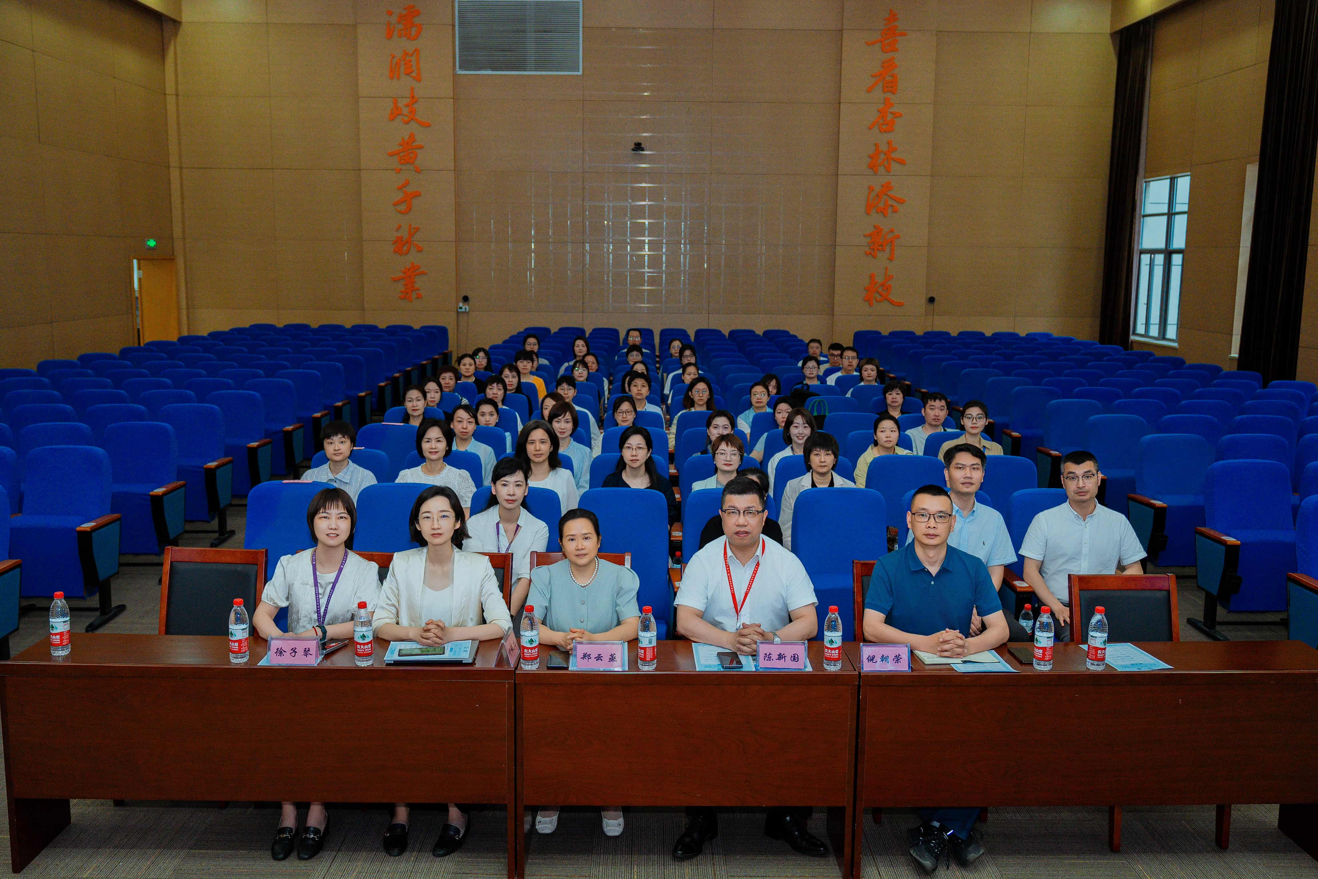 合照.jpg 合照.jpg